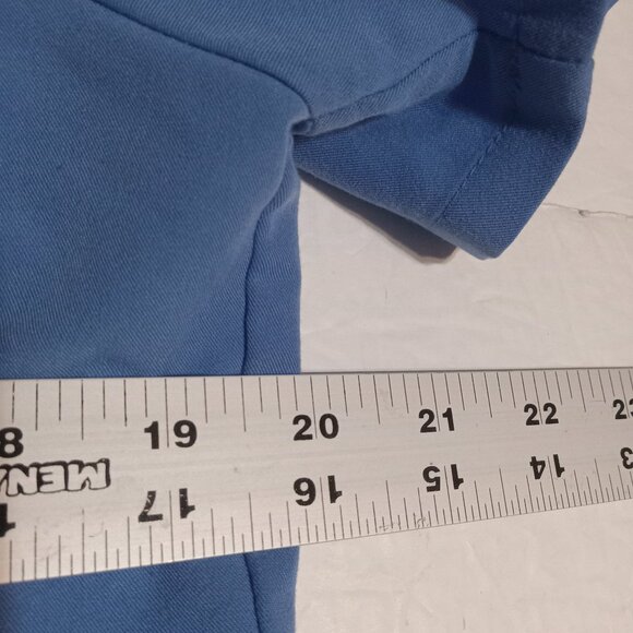 Figs Women's Catarina One-Pocket Scrub Top M FW1000 Ceil Blue - Picture 6 of 8